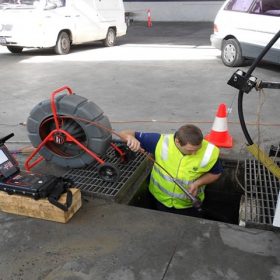Hút hầm cầu thông công nghẹt Bảo Lâm giá rẻ có mặt sau 15 phút